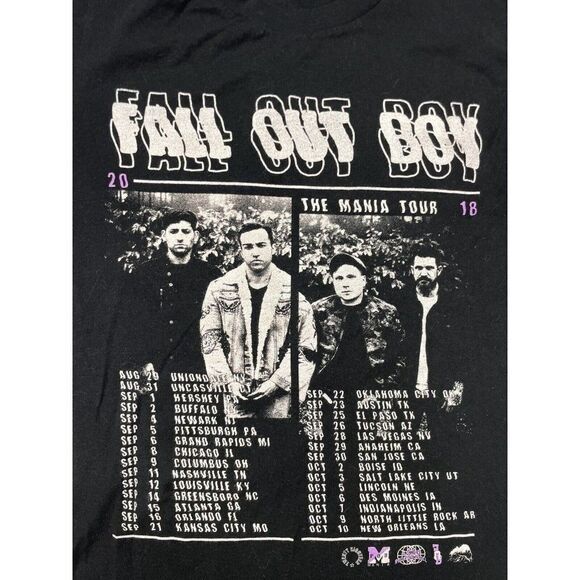 Fall Out Boy The Mania Tour 2018 Graphic T-shirt Women Small Black Music - Picture 2 of 5